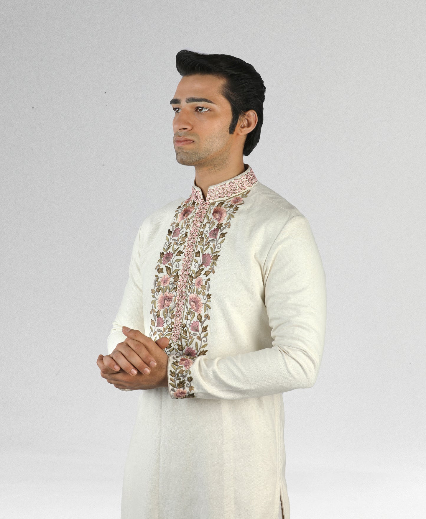 Ivory kurta with Floral Thread Embroidery